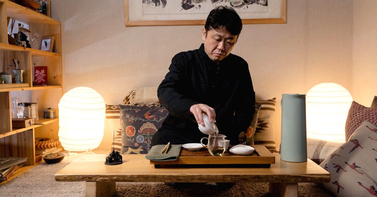 découvrez le tatami, le sol traditionnel japonais en paille de riz, idéal pour apporter confort et esthétique à votre intérieur. explorez ses bienfaits pour le bien-être et son utilisation dans les arts martiaux, ainsi que sa capacité à créer une atmosphère zen dans votre maison.
