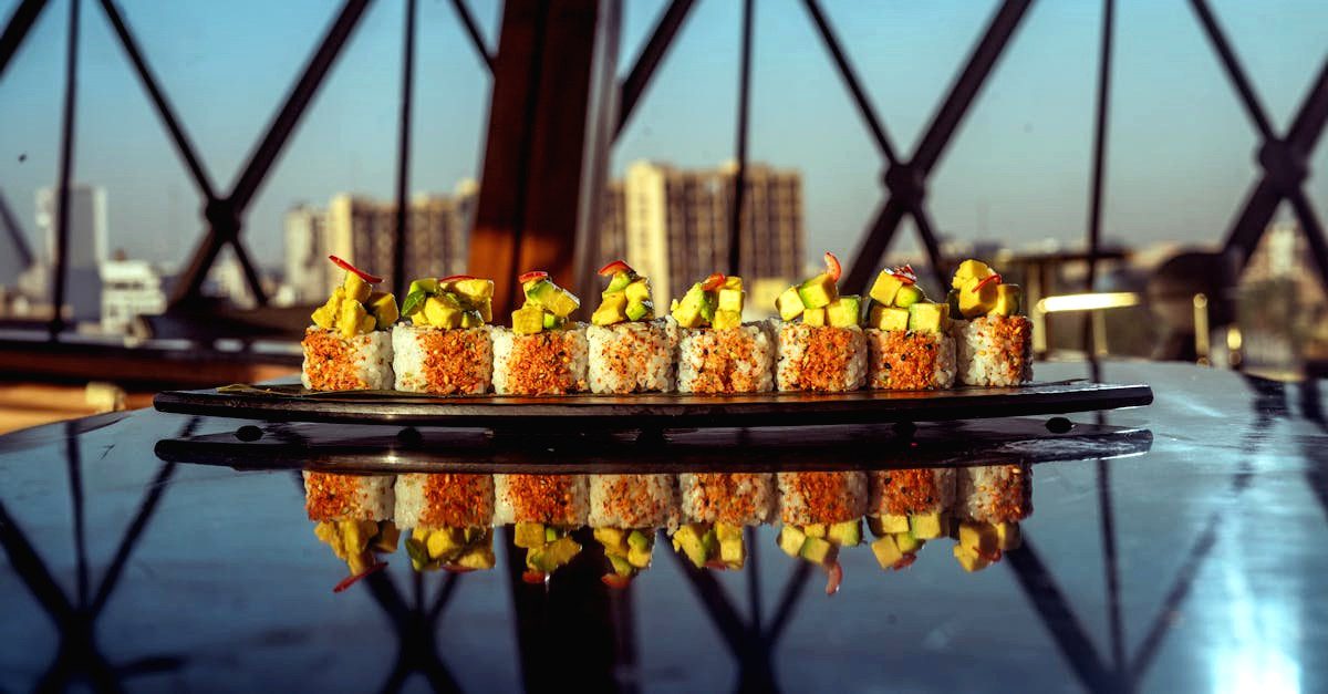 découvrez la richesse et la diversité de la cuisine japonaise, des sushis délicats aux ramen réconfortants, en passant par des plats authentiques qui éveilleront vos papilles et vous transporteront au cœur du japon.