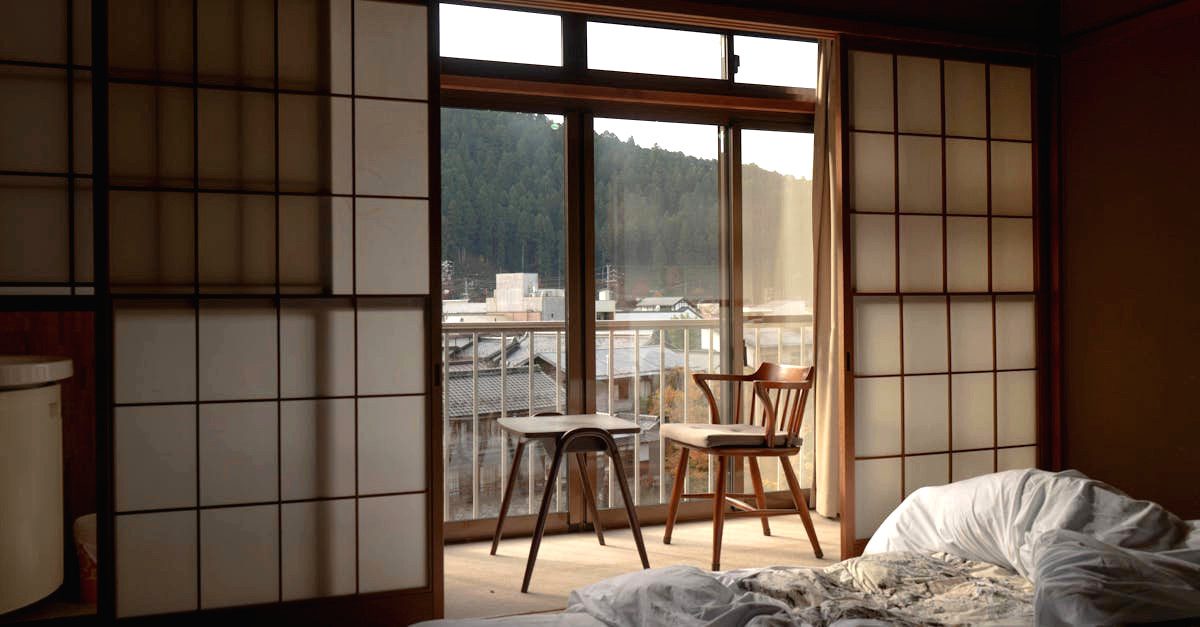 découvrez l'univers des futons japonais, alliant tradition et confort. fabriqués à partir de matériaux naturels, ces lits pliables offrent un sommeil sain et reposant. explorez notre sélection de futons pour transformer votre espace et améliorer votre qualité de vie.