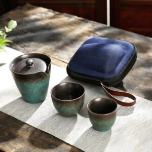 Service à thé portable Suou : théière verte, deux tasses et étui bleu