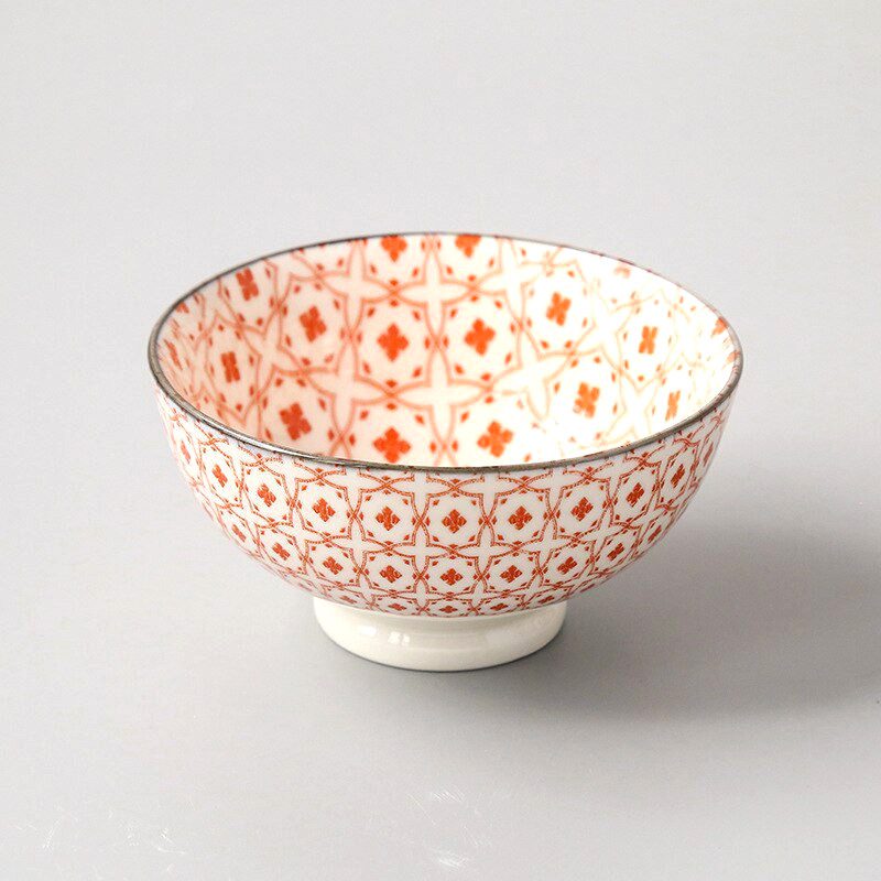 Bol matcha Seyama croix corail, de face sur fond gris