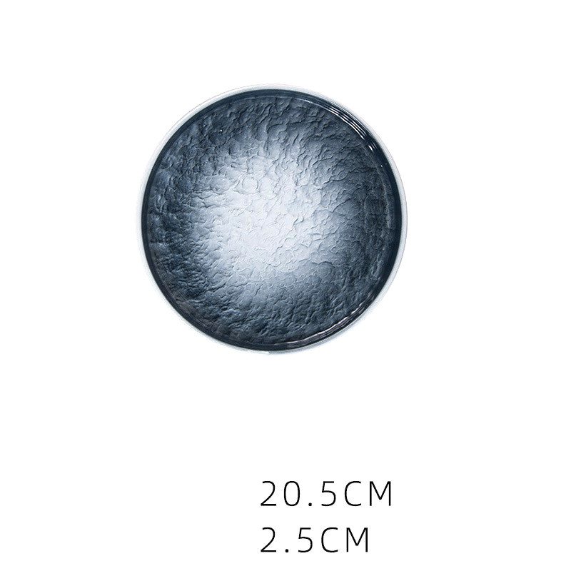 Moyenne assiette japonaise Takao bleue à centre clair, vue de dessus avec dimensions inscrites