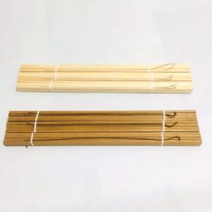 Cadres de suspension pour affiche en bois, coloris pin et teck, empilés