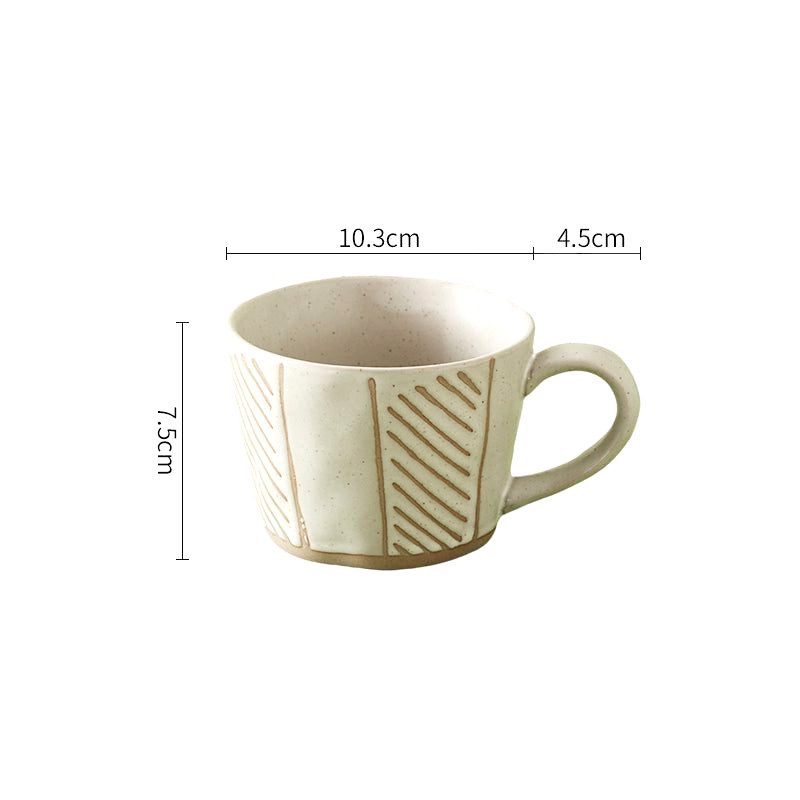 Tasse Mieko à lignes beiges avec schéma des dimensions