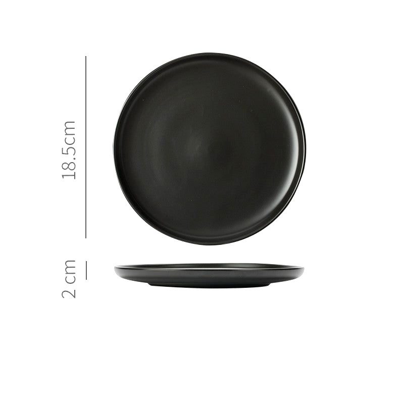 Petite assiette japonaise Okawa noir mat, vues de dessus et de profil avec schéma des dimensions