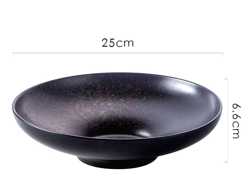 Assiette creuse Seiran noir marron de profil, avec schéma des dimensions